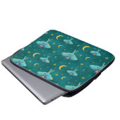 Luna Moth Celestial Moons & Stars Blauwgroen Laptop Sleeve (Voorkant onderkant)