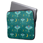 Luna Moth Celestial Moons & Stars Blauwgroen Laptop Sleeve (Voorkant Links)