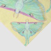 Luna Moth op geel Tissuepapier (Detail)