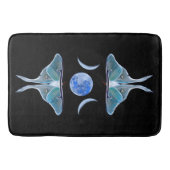 Luna Moth Triple Moon op zwart Badmat (Voorkant)