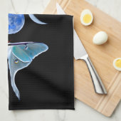 Luna Moth Triple Moon op zwart Theedoek (Quarter Fold)