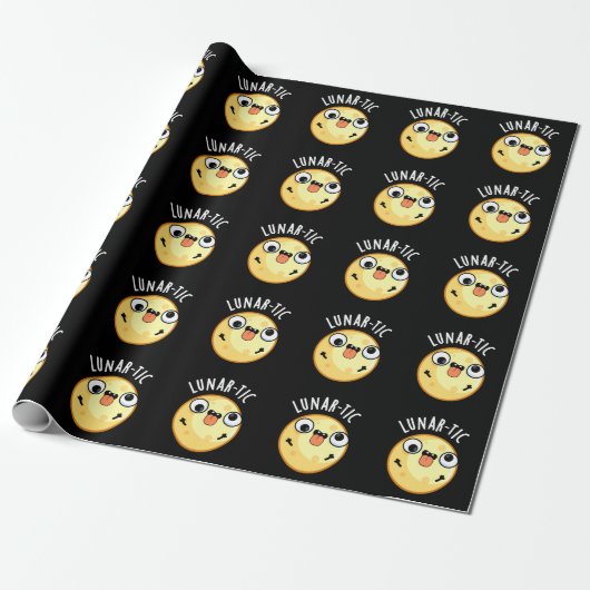 Lunar-tic Funny Astronomy Moon Pun Dark BG Cadeaupapier (Uitgerold)