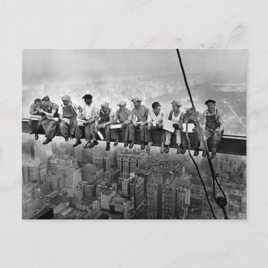 Lunch atop a Skyscraper - New York - 1932 Briefkaart (Voorkant)