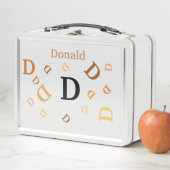 Lunch Box - Jumged Letters in Oranje (In situ)