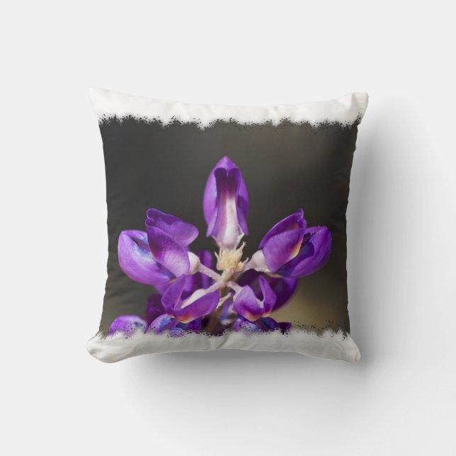 Lupine Wonder White Edge Kussen (Voorkant)