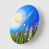 Lupinen in een grijze weide ronde klok (Hoek)