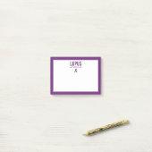Lupus Awareness Lint Paarse Post-it® Notes (Op bureau)