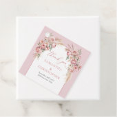 Lush boeket blush pioenrozen bloemenboog pampa's bedankjes labels (In situ)