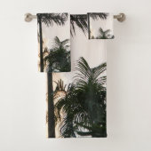 Lush Glam Palm Tree 1 Bad Handdoek (Insitu)