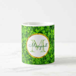 Lush Green Clovers met FAUX Gold Foil en Monogram Koffiemok