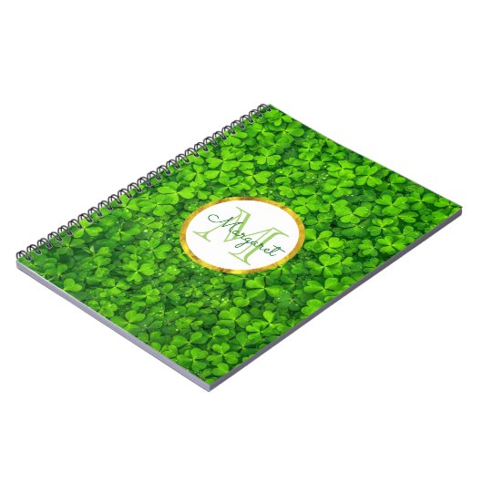 Lush Green Clovers met FAUX Gold Foil en Monogram Notitieboek (Linkerzijde)