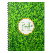 Lush Green Clovers met FAUX Gold Foil en Monogram Notitieboek (Voorkant)