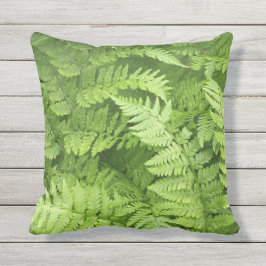 Lush Green Ferns Buitenkussen