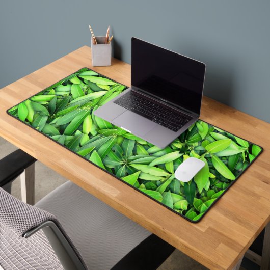 Lush Green Leaves Pattern – Natuur Botanisch Bureaumat (Kantoor 2)