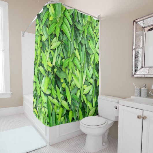 Lush Green Leaves Pattern – Natuur Botanisch Douchegordijn (In situ)