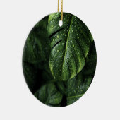 Lush Monstera Leaves with Morning Dew Drops Keramisch Ornament (Rechts)