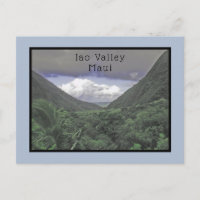 LUSH VERDANT GROEN IAO VALLEY IN MAUI