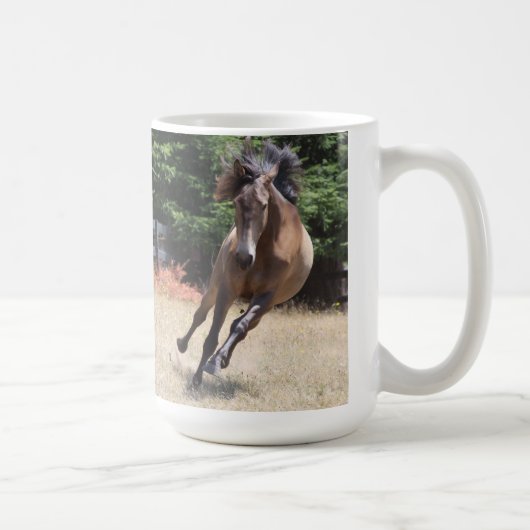Lusitano-paard in vrijheid mok (Rechts)