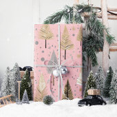 Lux Christmas Gold op roze inpakpapier