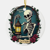Lux in Tenebris Skeleton Lantern Ornament (Voorkant)
