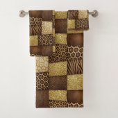 Luxe Afrikaanse Dierprint | Donkerbruin & Goud Bad Handdoek (Insitu)