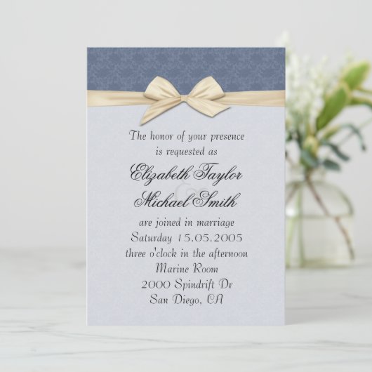 Luxe Blauw Elegant Damast Lint Bruiloft Uitnodigen Kaart (Staand voorkant)