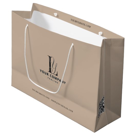 Luxe Boutique merk Voeg Logo beige Neutrale Kleur Groot Cadeauzakje (Voorkant Gekanteld)
