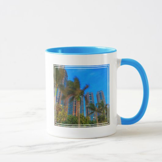 Luxe Condominiums in China Mok (Rechts)