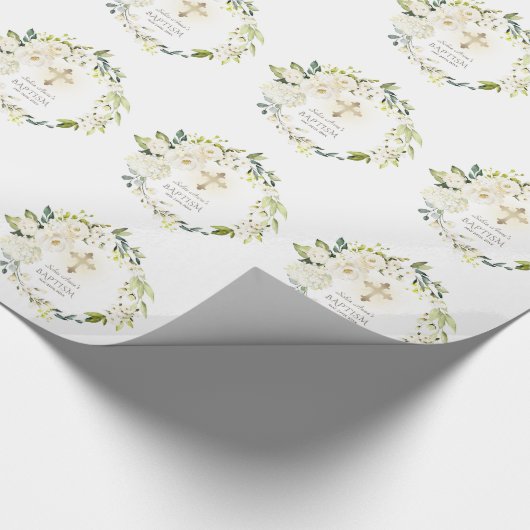 Luxe Delicate Witte Bloemen Gouden Kruis Doop Cadeaupapier (Hoek)