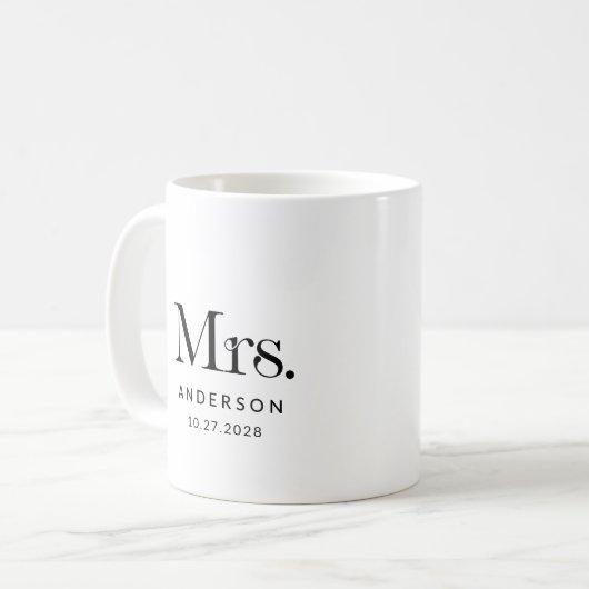 Luxe Elegance | Zwart-wit Mrs. Wedding Date Koffiemok (Voorkant links)