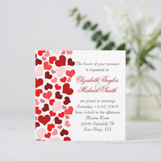 Luxe Elegante Rode Harten Bruiloft Uitnodigen Kaart (Staand voorkant)