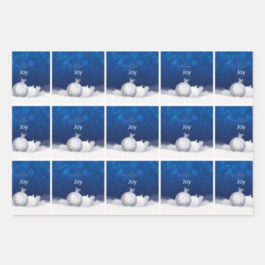 Luxe geschenkverpakking blauw wit sneeuwvlok vreug inpakpapier vel (Voorkant)