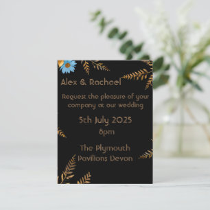 Luxe gouden en blauwe bloemen bruiloftsinvatiekaar kaart