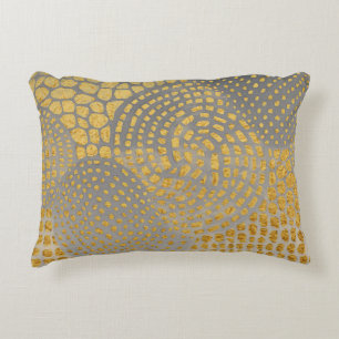 Luxe, gouden giraffeprint huid grijze achtergrond accent kussen