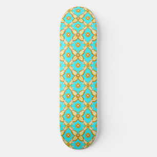 Luxe gouden vlinderpatroon met parelaccent persoonlijk skateboard