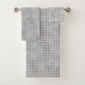 LUXE GRAY GRID PATROON HAMPTON TOWEL SET BAD HANDDOEK (Insitu)