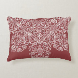 Luxe Italiaans kanten patroon wit op stoffig rood Accent Kussen