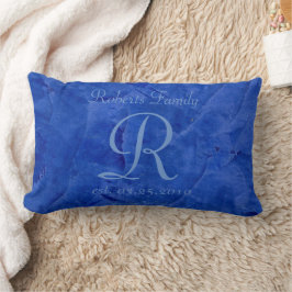 Luxe kussen met op maat gemaakte monogram