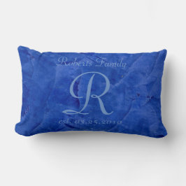 Luxe kussen met op maat gemaakte monogram