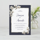 Luxe marineblauw goud wit orchidee bloemenbruiloft kaart (Staand voorkant)