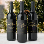 Luxe moderne zwarte kerst wijn etiket<br><div class="desc">Voeg een vleugje elegantie toe aan uw vakantiegeschenk met dit gepersonaliseerde luxe moderne zwarte kerstwijnlabel. Perfect voor het maken van een verfijnde kerstwijnfles presentatie, deze kerst wijnfles etiketten verheffen elk kerst wijnfles geschenk. Een slanke aanvulling op uw kerst inpakken ideeën, het is een prachtig detail voor feestelijke kerst inpakken dat...</div>