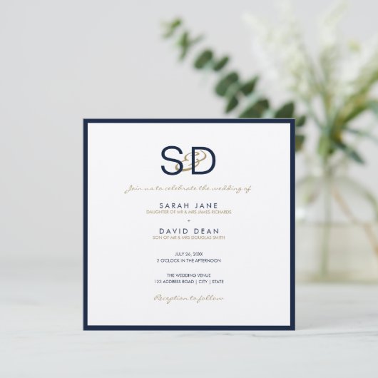 LUXE Monogram Navy Blue & White Wedding Invitation Kaart (Staand voorkant)