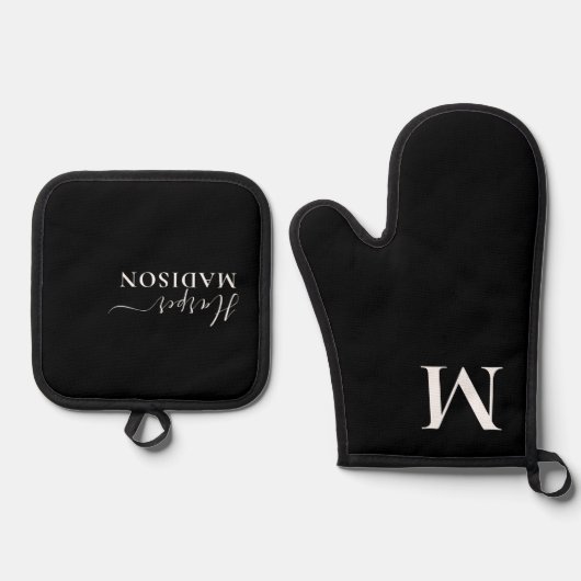 Luxe Monogram Script Zwart Ovenwant & Pannenlap Set (Voorkant)