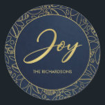 LUXE NAVY GOLD HOLLY BERRIES CHRISTMAS JOY RONDE STICKER<br><div class="desc">UNIEK,  MODERN,  CONTEMPORAIR,  TRENDY,  MINIMAL,  BOLD,  BRIGHT,  FUN,  CHEERFUL-assortiment producten en gecoördineerde collecties. Hopelijk geniet u van...  Neem contact met mij op via yellowfebstudio@gmail.com voor meer aanpassingen of andere overeenkomende objecten.</div>