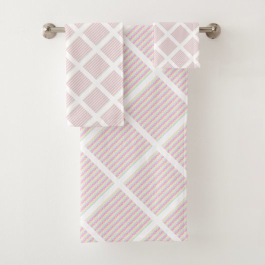 LUXE PASTEL CHEVRON WHITE GRID BAD HANDDOEK (Insitu)