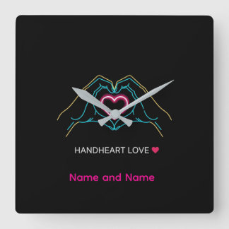 Luxe Realistisch Paar dat Hand in Hand Houdt Goude Vierkante Klok