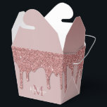 Luxe Roos Gold Sparkle Glitter Drift Monogram Bedankdoosjes<br><div class="desc">Girly Roos Gold Sparkle Glitter Drips Monogram Favor Box met mode faux blush roze/roos gouden glitter druppels op een chique achtergrond met uw aangepaste monogram en naam. Geweldig voor het houden van feestgunsten voor uw verjaardag, vrijgezellenfeest, of gewoon voor iedereen die houdt van de luxe glam levensstijl. Perfect voor uw...</div>