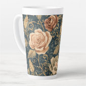 Luxe, vintage rozentuin, blauwe achtergrond latte mok (Linkerhoek)
