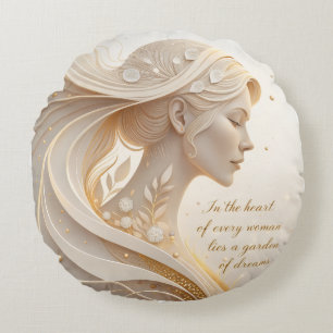 Luxe vrouwelijk portret met inspirerende quote rond kussen