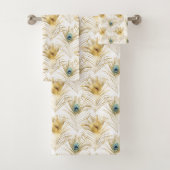 LUXE WHITE PEACOCK FEATHER TOWEL SET BAD HANDDOEK (Insitu)